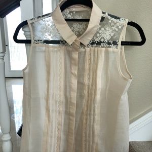 Button down cami with precise detailing [Ochirly]